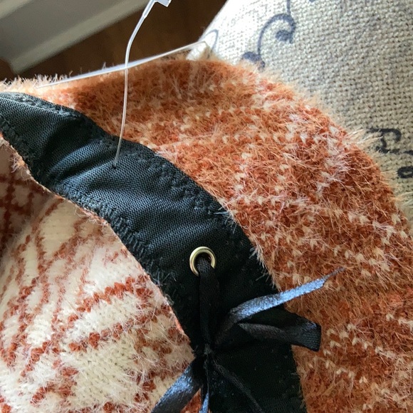 Fox+Wit women’s tam - Picture 4 of 8